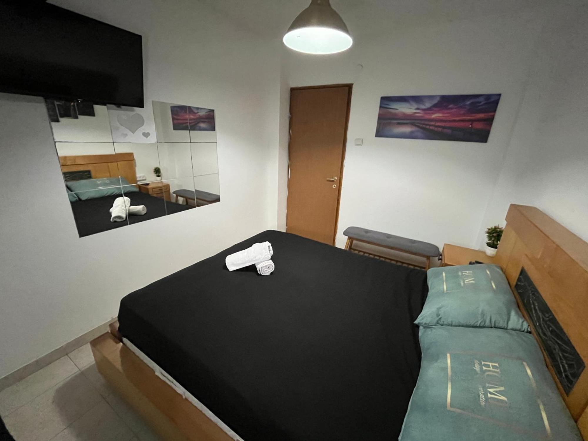 Apartamento אירוח על הים Haifa Exterior foto